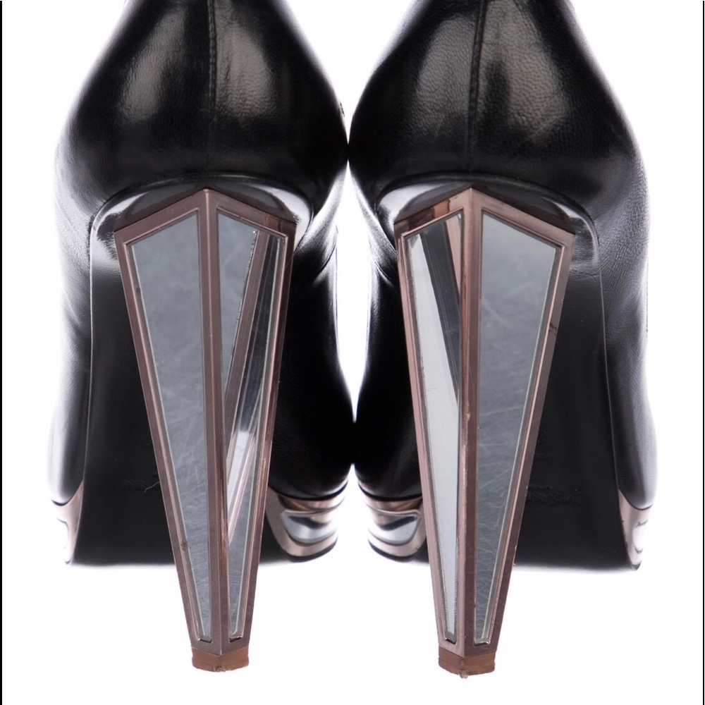 YSL Mirror Pumps